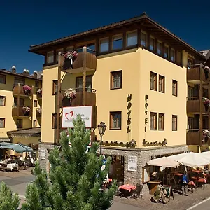 https://hotel-touring-livigno.it-lombardy.com