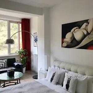 Gallery Pensión